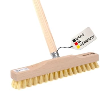 BawiTec Schrubber, Rheinischer Wischer, 28cm Breit/Lang, mit Stiel, Holzstiel, Bodenschrubber mit Metallgewinde, schmale Form, Buchenholzkörper, MyprenFibre-Borsten, Haushaltsschrubber