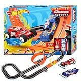 Carrera Go!!! Hot Wheels™ 6.4 Rennbahn Set | Hot Wheels™ vs. Hot Wheels™ HW50 Concept™ |2 Slotcars inkl. 2 Handregler mit Turbo-Knopf | Inkl. Sprungschanze mit Feuerring, Looping, Fly-Over, Kreuzung