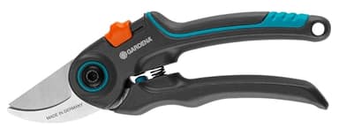 Gardena Gartenschere ExpertCut: Präzise Baumschere, Bypass-Schneide für Äste/Zweige/Obstbäume, max. Schneid-Ø 22 mm, 2-stufige Grifföffnung (12203-20)