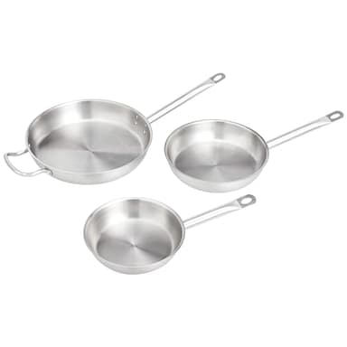 Amazon Basics Bratpfannen-Set, Edelstahl, aluminiumbeschichtet, ofenfest, spülmaschinenfest, mit 20 cm, 24 cm und 30 cm großen Pfannen, 3-teilig, Silber