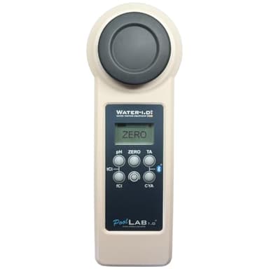 PoolLab 1.0 Elektronischer Wassertester – Spezialversion für WWW INC – Misst 15 Wasserwerte (pH, Chlor, Alkalinität, Cyanursäure u.v.m.) – Bluetooth & App – Für Pool & Spa