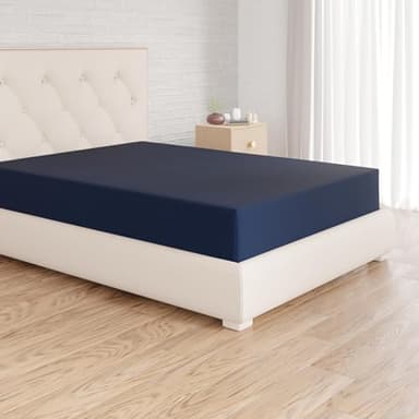 Amazon Basics Spannbettlaken, 140 x 200 x 30 cm, Mikrofaser, Spannbetttuch - Matratzenhöhe bis 30 cm, Marineblau