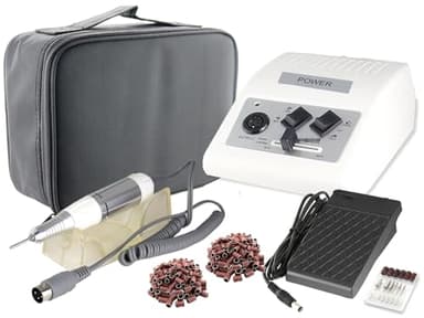 Elektrischer Hornhautentferner zur Fußpflege. Fußpflegegerät mit 30000 U/min. Fußpflege-Set mit 100 + 6 Hornhaut-Schleifhülsen und praktischer Organizer Tasche für Ihre Fußpflegeprodukte