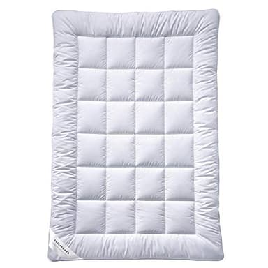 billerbeck Bettdecke S20 UNO - Ganzjahresdecke – 135 x 200 cm – AIRFILL - Hohlfaser-Füllung, Baumwollbezug mit Aloe-Vera-Veredelung, Weiß