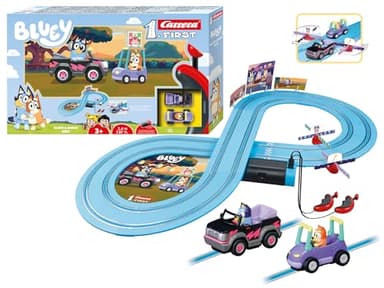 Carrera Bluey & Bingo Race 2,4m Rennstrecken-Set I 2 ferngesteuerte Fahrzeuge mit Bluey und Bingo I mit Handregler & Streckenteilen I Spielzeug für Kinder ab 3 Jahren